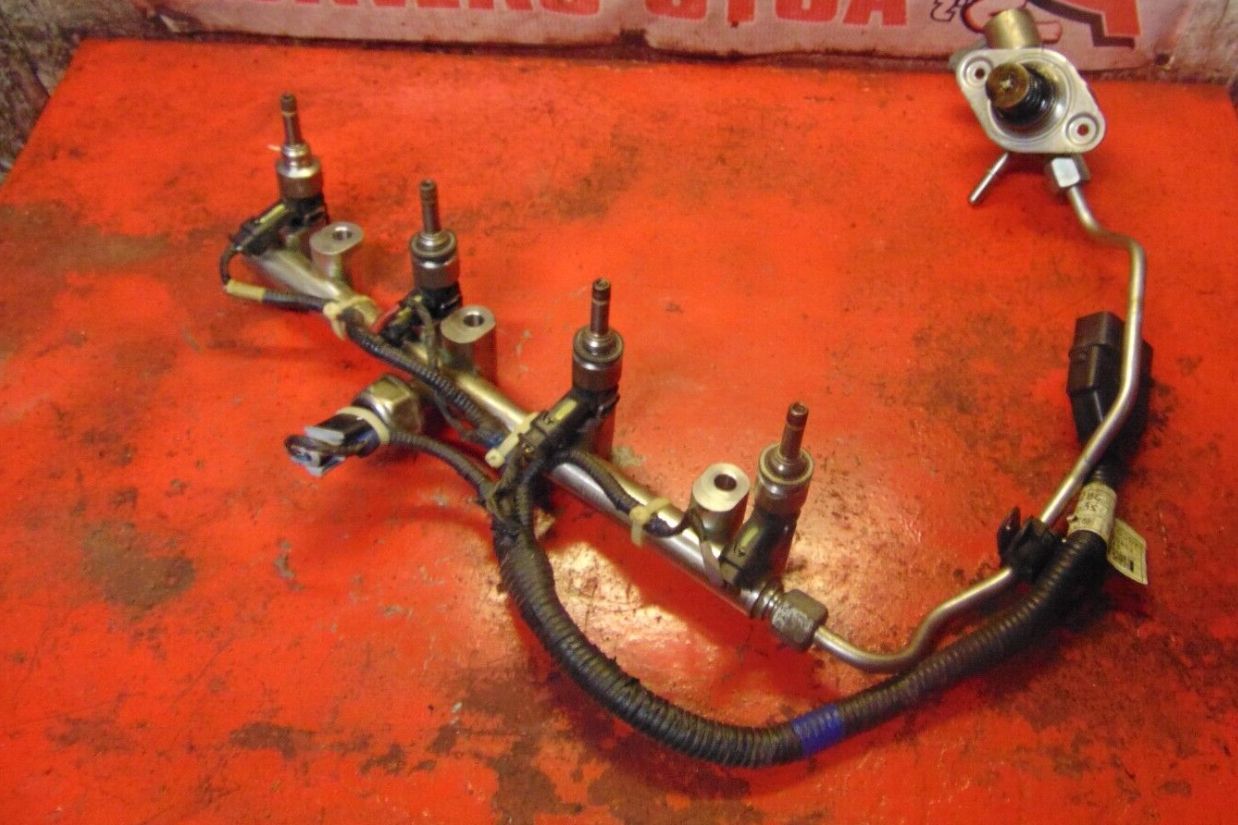 Symptoms of a Faulty Fuel Pressure Regulator Know the Signs VehicleK